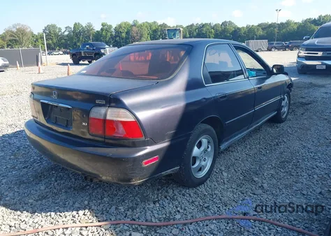 1996 Honda Accord Lx/Ex из США, поврежденный, VIN 1HGCD5638TA212631
